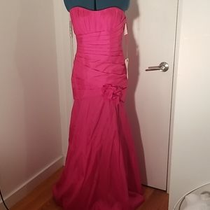 Evening gown prom dress Magenta